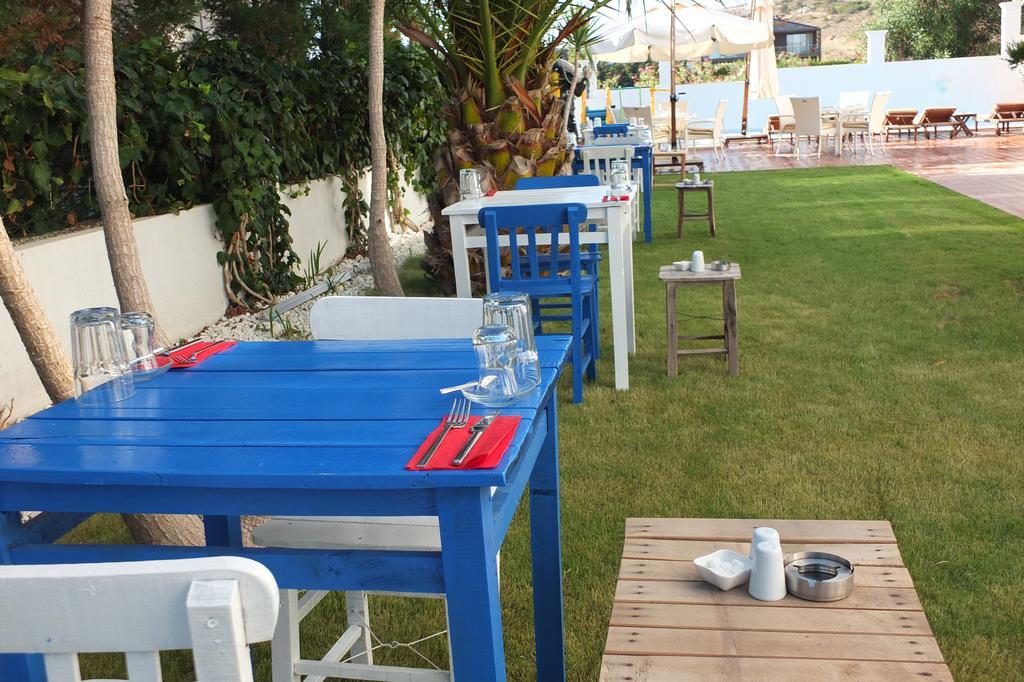 Lapis Port Surf Hotel Alacati Exterior photo