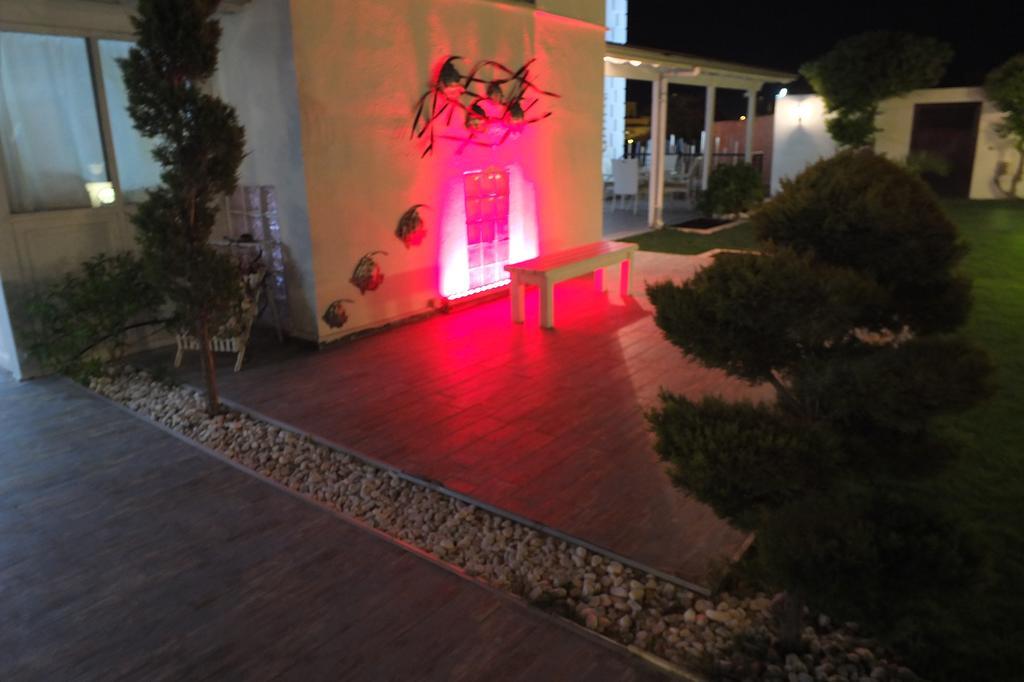 Lapis Port Surf Hotel Alacati Exterior photo